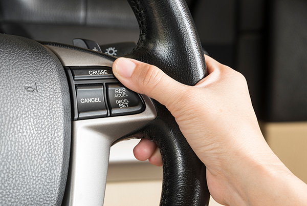 How to Properly Engage Cruise Control for Safer Driving | Auto Fitness